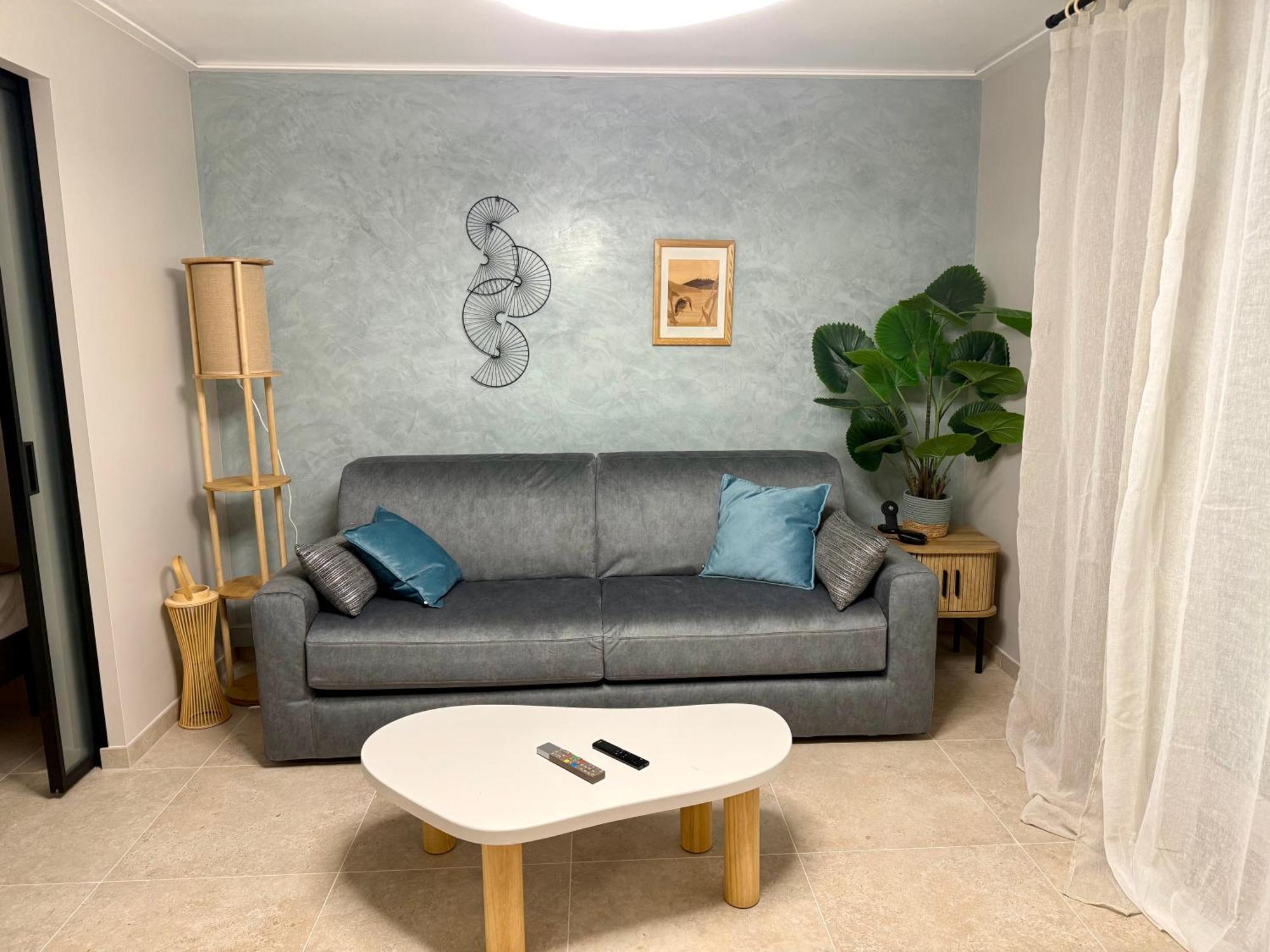 Apartament Sunny Palazzio T3 Old Port, Beaches, Congress